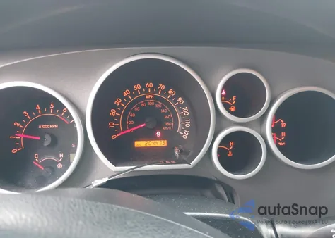 2012 Toyota Tundra Grade 5.7L V8 z USA, uszkodzony, nr VIN 5TFRY5F19CX121098